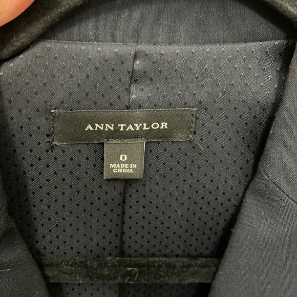 Ann Taylor Women’s navy suit - Picture 3 of 5
